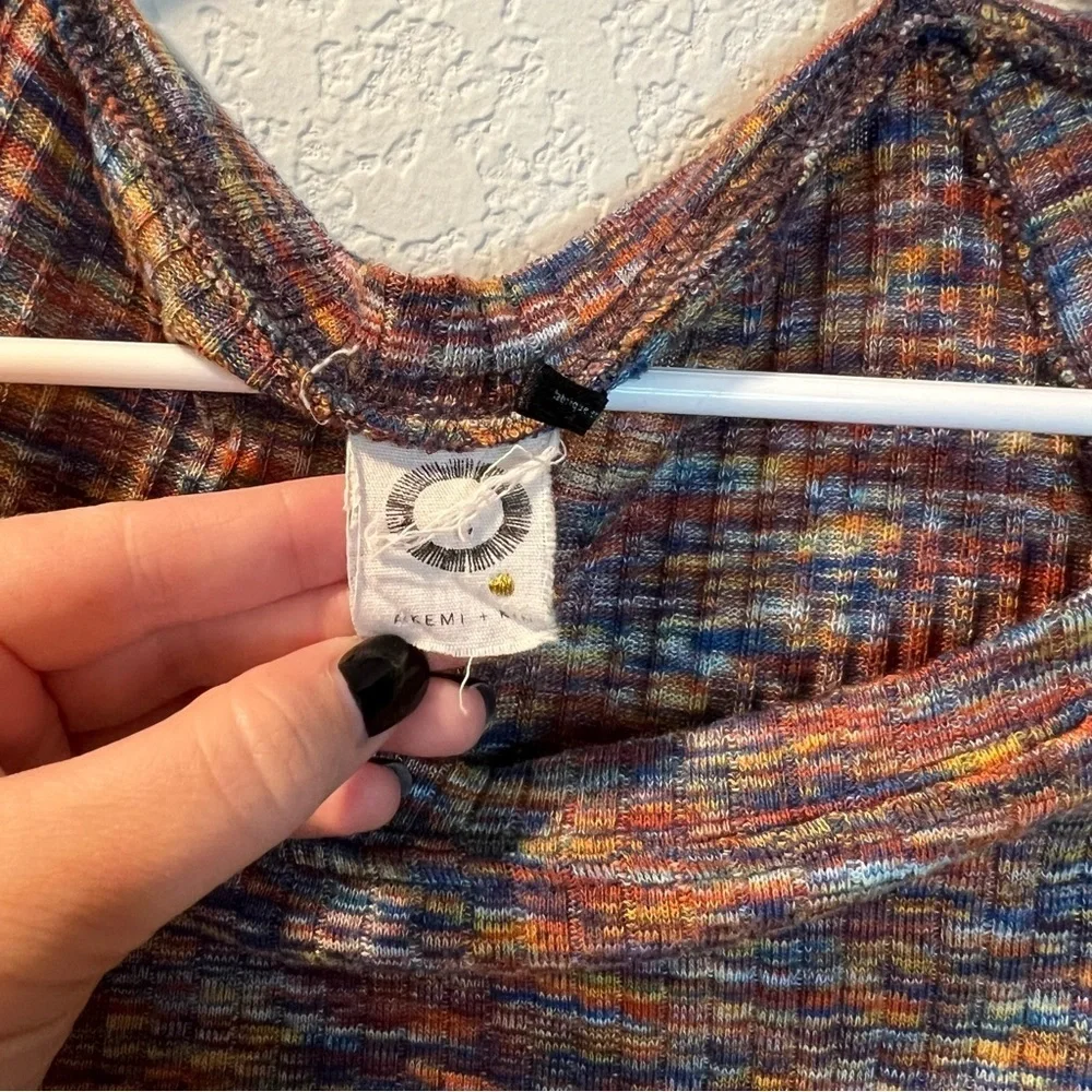 Women’s Akemi & Kin multicolored ribbed belle sleeve sweater top size M - Picture 3 of 7